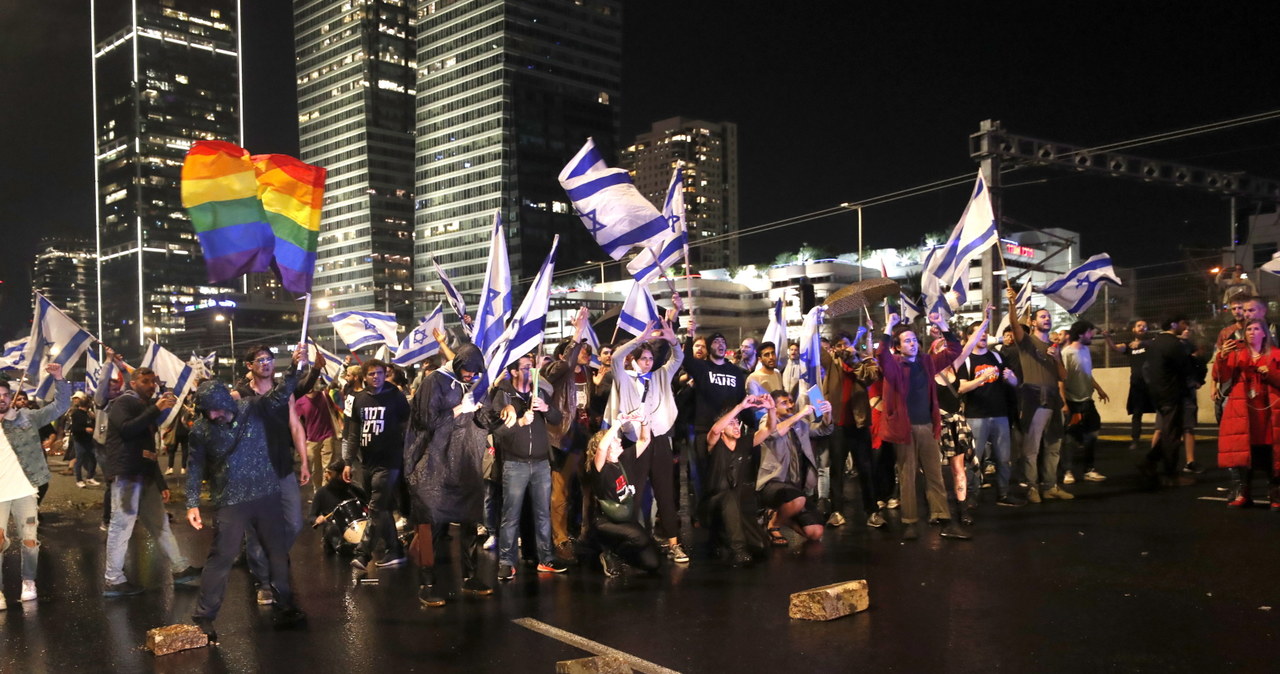 Kolejne protesty w Izraelu. Policja użyła armatek wodnych