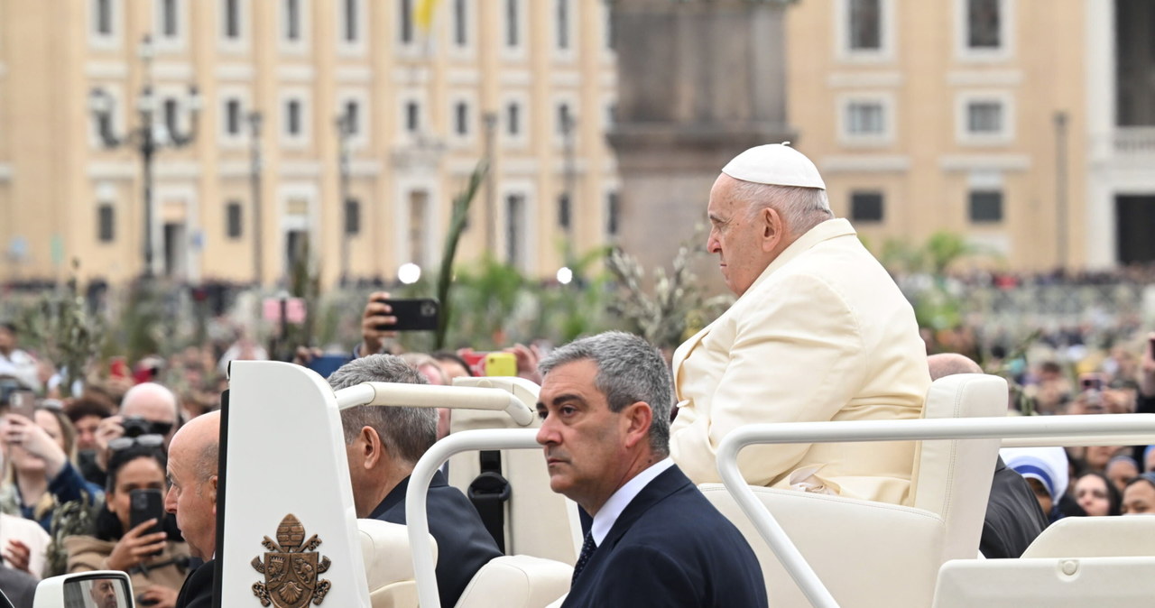Papież w Niedzielę Palmową: Opuszczony Chrystus nas motywuje