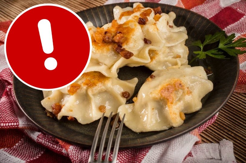Bakterie w popularnych pierogach z sieciówki. Pod żadnym pozorem ich nie jedz