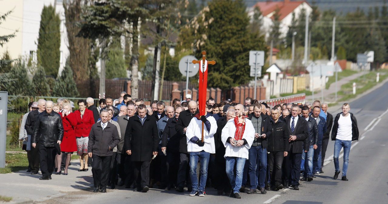Procesja Emaus w Sukowie. Tylko dla mężczyzn