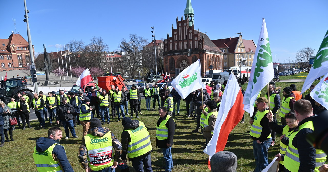 Szczecin: Protestujący rolnicy zawieszają blokadę ulic