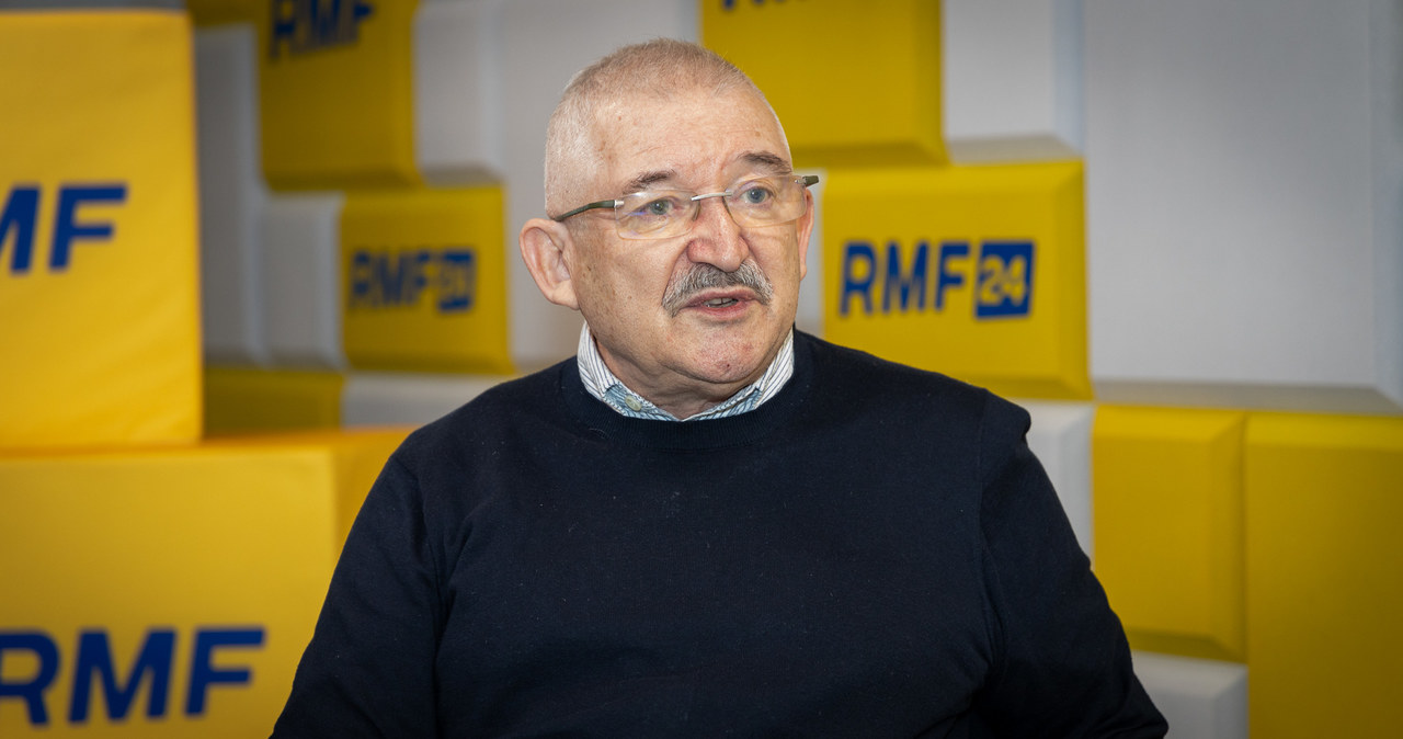 Prof. Koseła: Polskie społeczeństwo stygnie religijnie