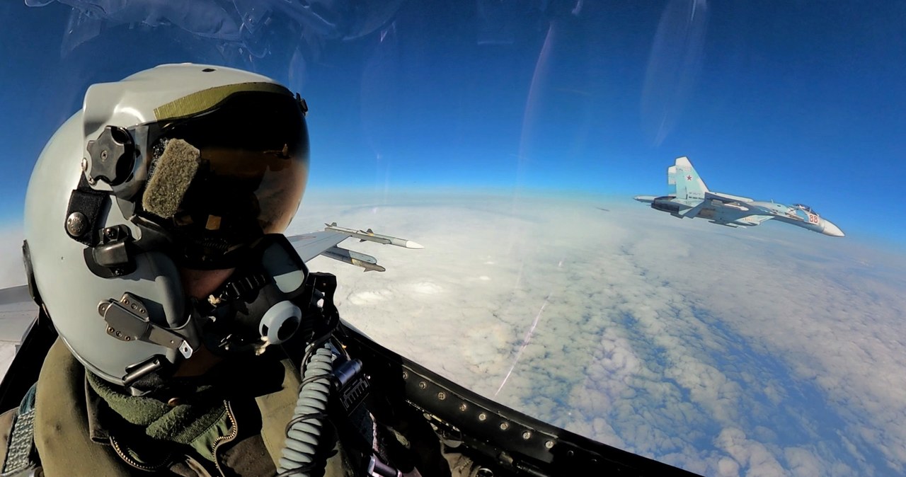 Rosyjskie Su-27 przechwycone przez siły NATO nad Bałtykiem