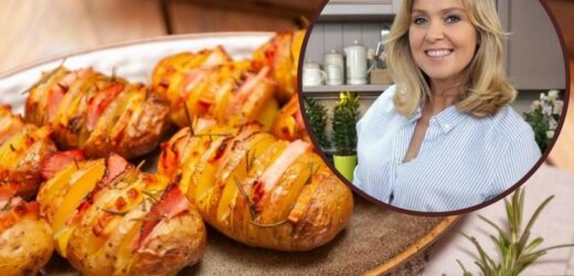 Takie pieczone ziemniaki serwuje gościom Ewa Wachowicz. Chrupiąca skórka to dopiero początek