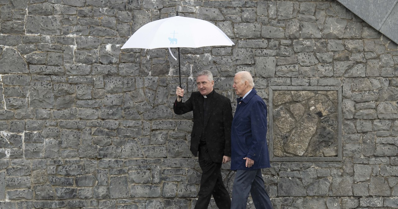Łzy wzruszenia Joe Bidena. Niespodziewany punkt wizyty w Irlandii