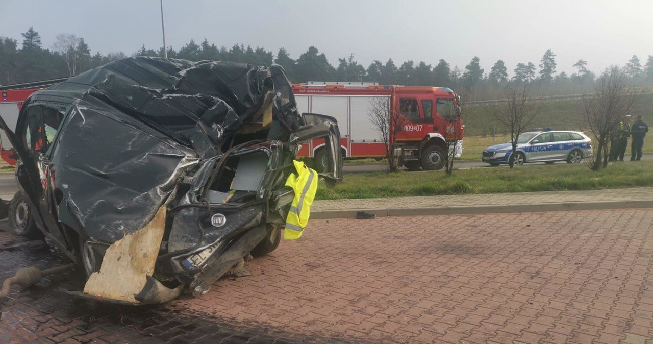 Tragedia na A1. Zginął kierowca, pasażer w szpitalu