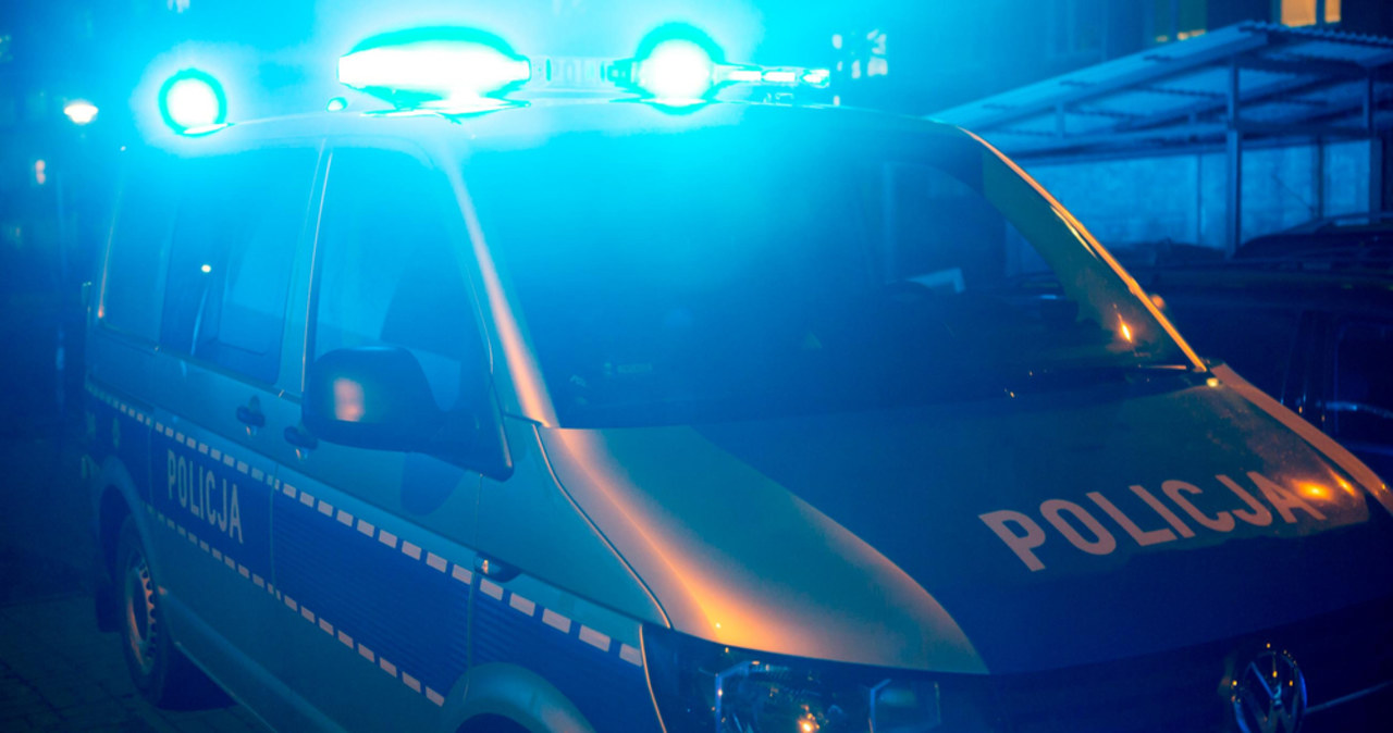 Uciekł policji koło prokuratury. W Warszawie trwają poszukiwania zbiega