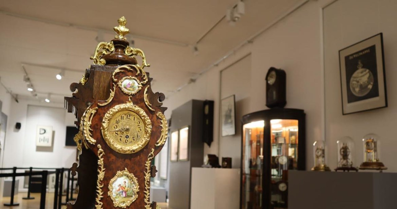 Wyjątkowe zegary. Nowa wystawa w wałbrzyskim Muzeum Porcelany