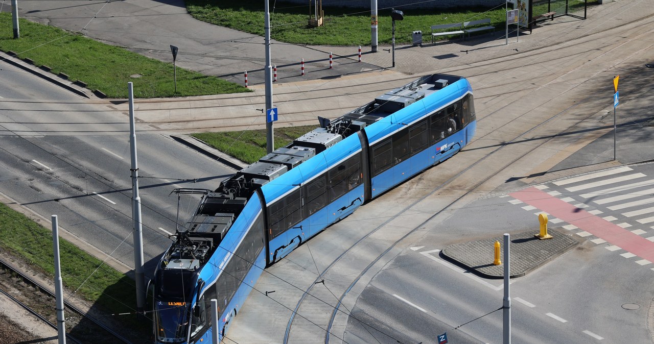 Awaria magistrali wodociągowej. Tramwaje nadal kursują objazdami
