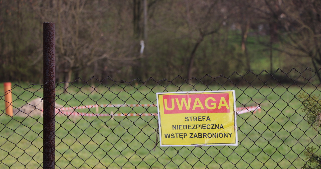 Zapadliska w Trzebini. Jest zakaz przebywania na terenach zagrożonych
