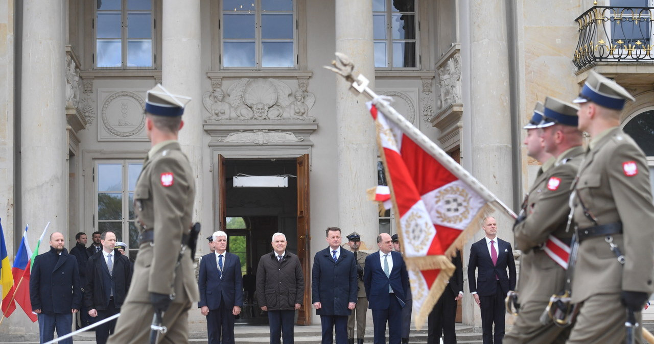 Bukaresztańska Dziewiątka przeciwko próbom odbudowy rosyjskiego imperium
