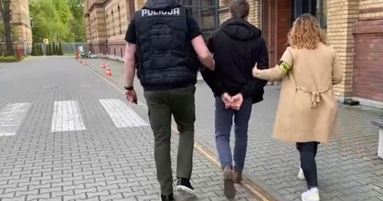 ​Mówił rodzicom, że usunięcie migdałków kosztuje. Młody lekarz z zarzutami