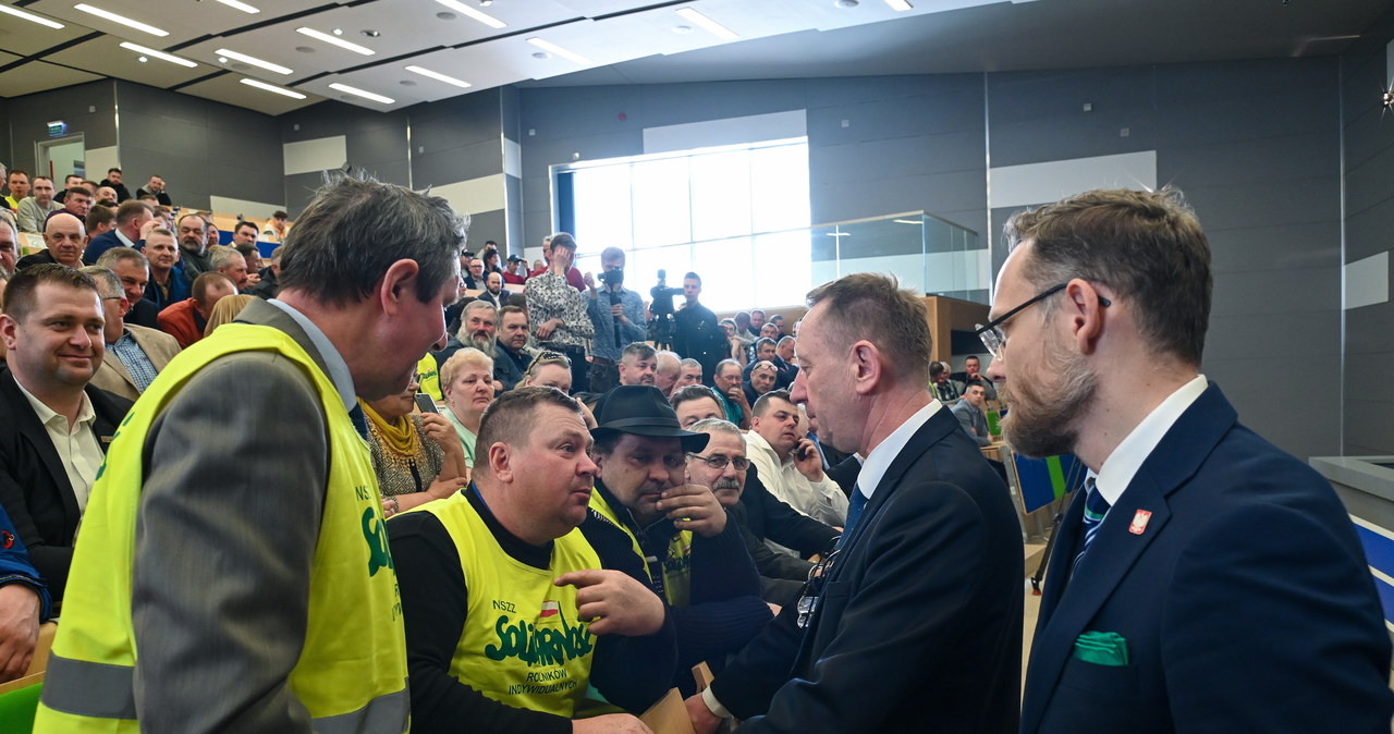 Szczecin. Rolnicze traktory znikają z Wałów Chrobrego