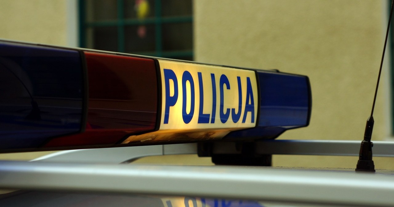 Ojciec odpowie za bójkę. Kazał córce „rozwiązać sprawę”