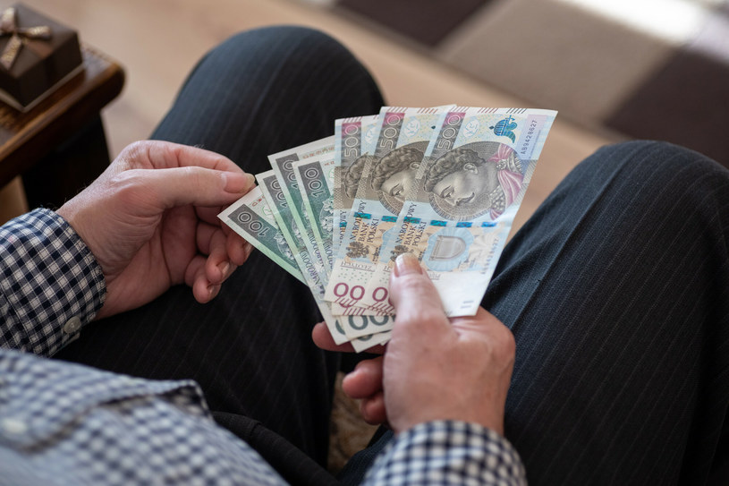 Ważne zmiany dla dorabiających do emerytury. Te osoby muszą mieć się na baczności