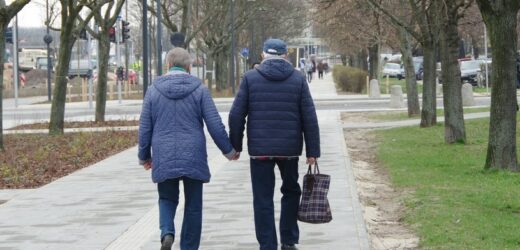 10 lat pracy i już emerytura? ZUS tłumaczy zasady