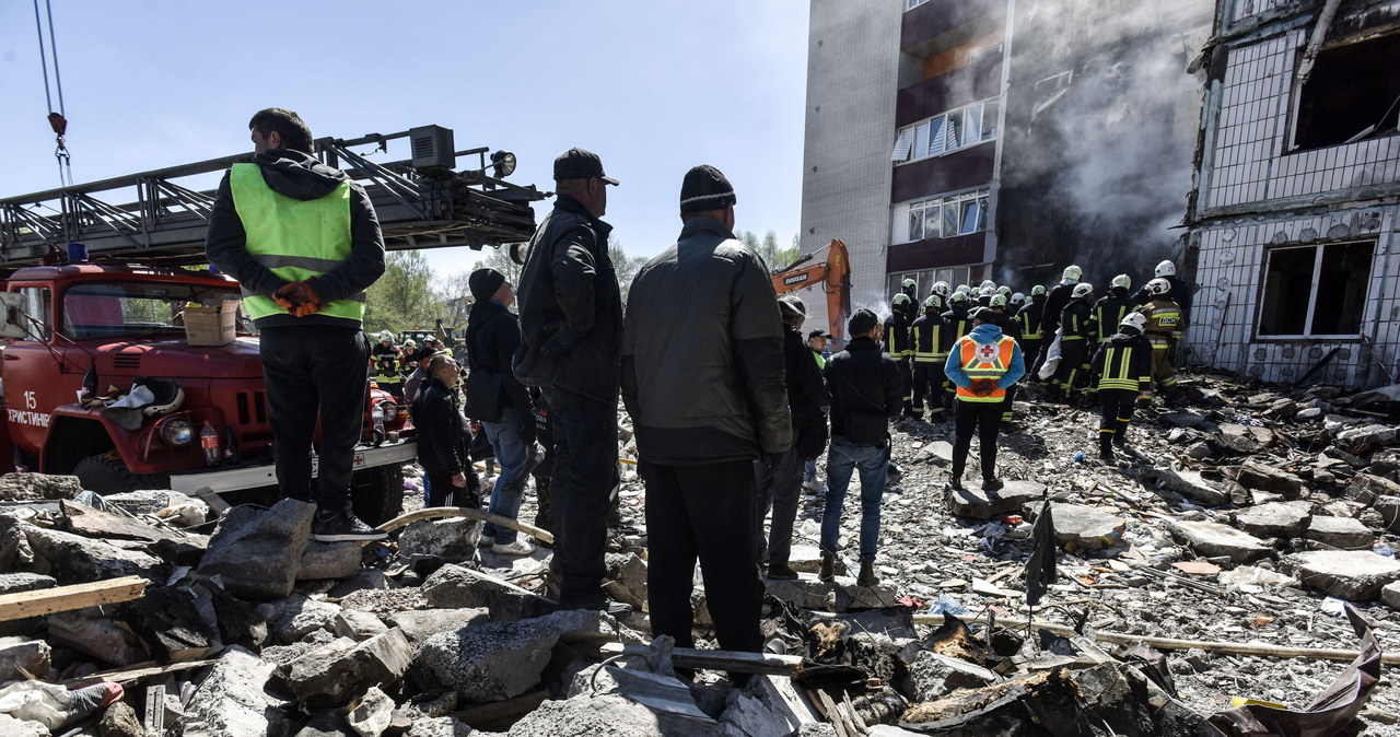 Zmasowany atak Rosjan. Nocny alarm przeciwlotniczy na terenie całej Ukrainy [RELACJA]