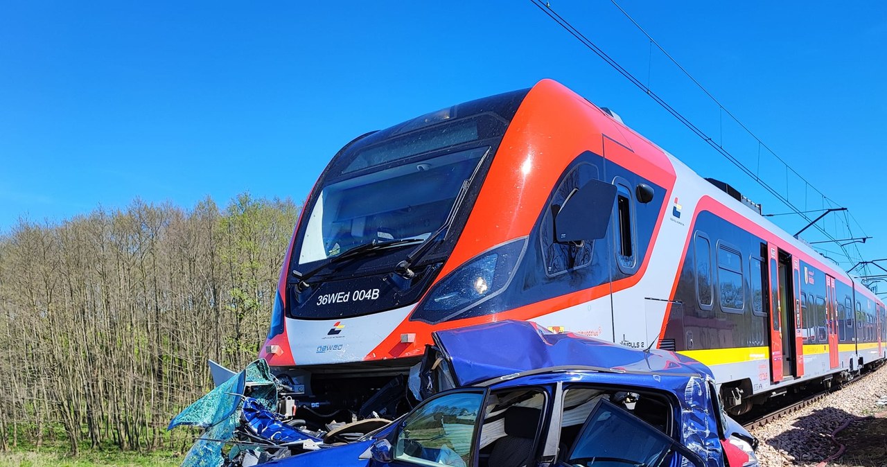 Tragedia na torach. Zginęła kobieta i dziecko