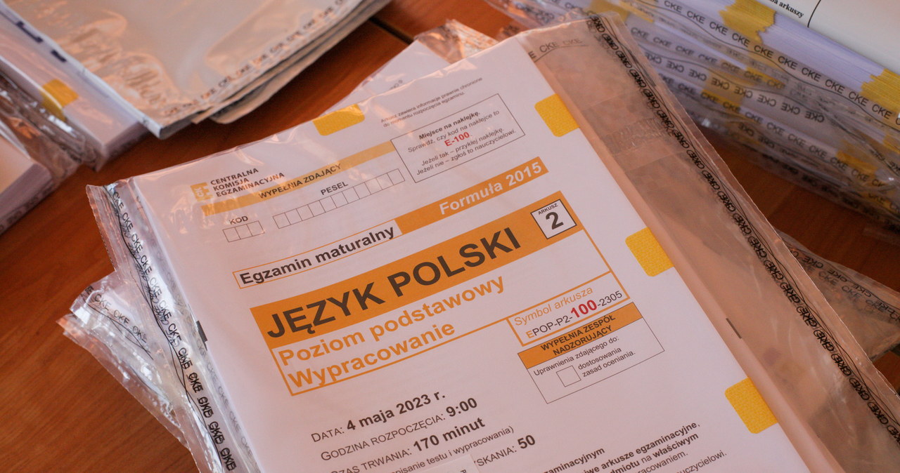 Matura 2023. CKE: O 200 osób za mało do oceny prac z języka polskiego