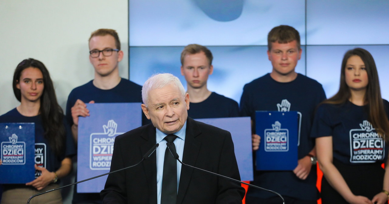 Inicjatywa „Chrońmy dzieci”. Kaczyński zapowiedział ustawę
