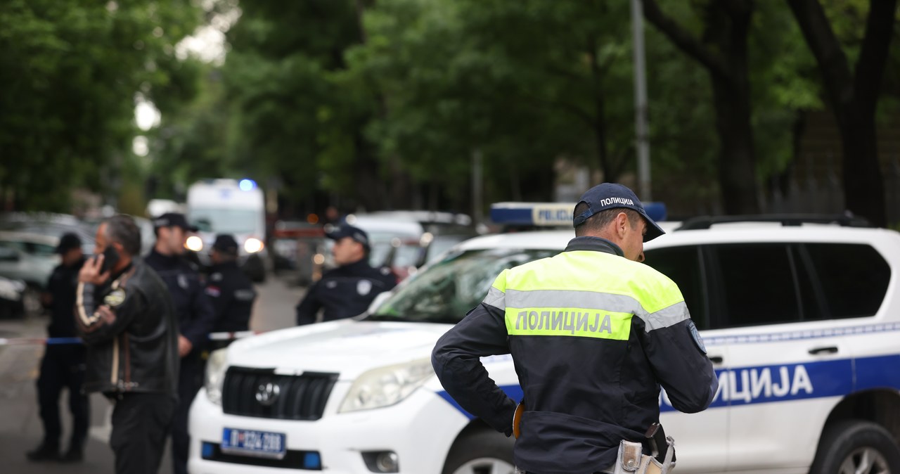 Strzelał z samochodu, zabił 8 osób. Kolejna tragedia w Serbii