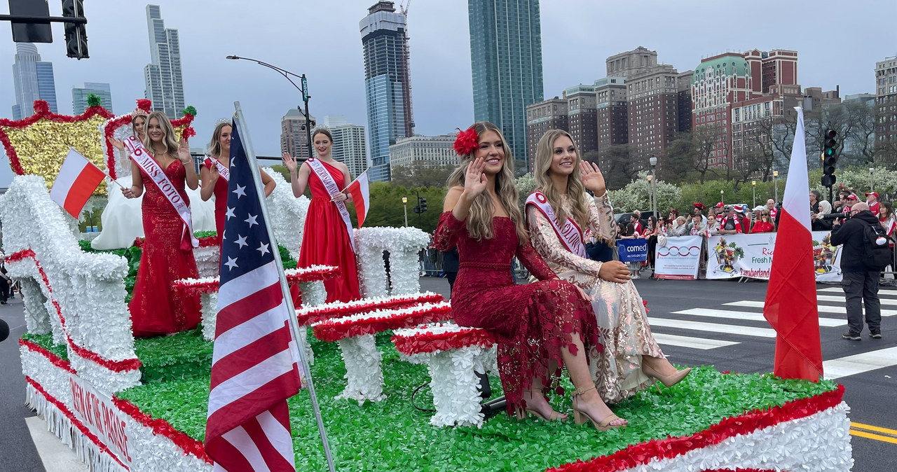 Tysiące Polaków przeszło ulicami Chicago. To był wyjątkowy dzień