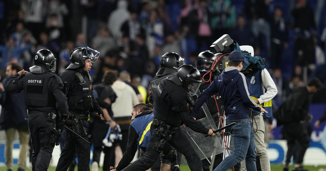 Kibice Espanyolu przerwali święto piłkarzy FC Barcelony