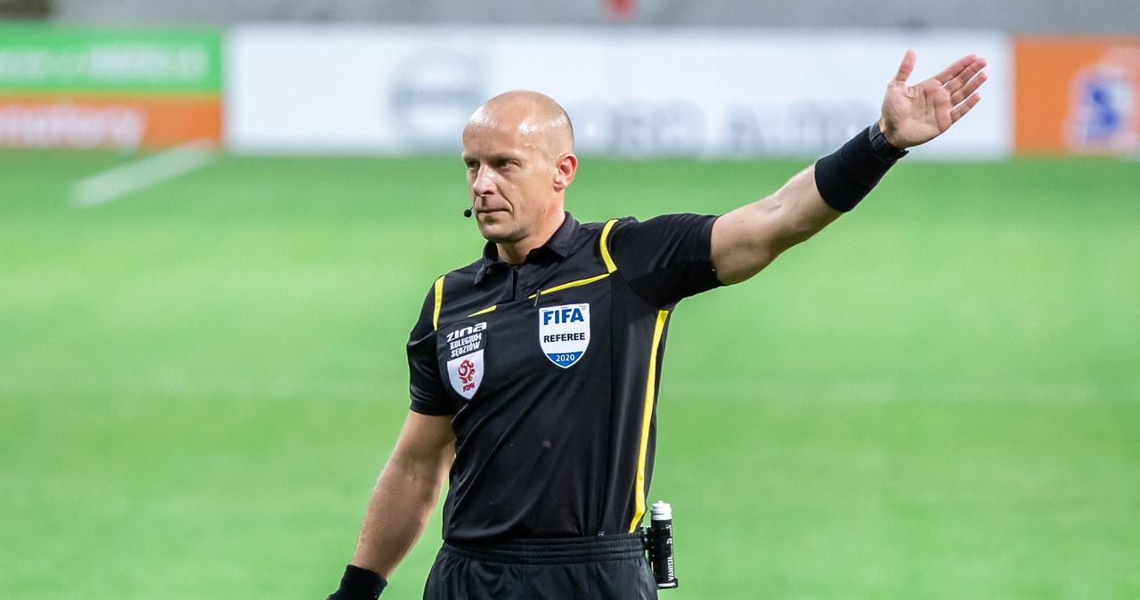 Piłkarska LM: Marciniak poprowadzi półfinał w Manchesterze