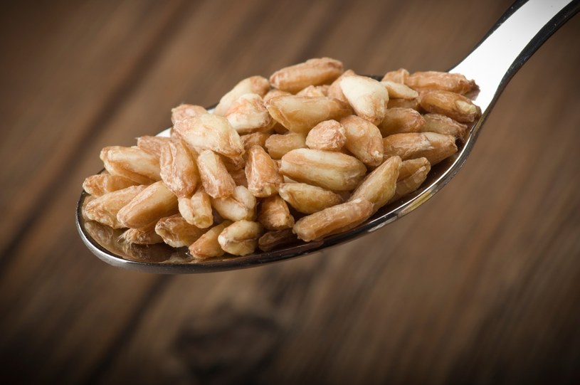 Biją na głowę płatki owsiane. Pogromcy oponki wokół talii i zmarszczek. Jedz bez ograniczeń