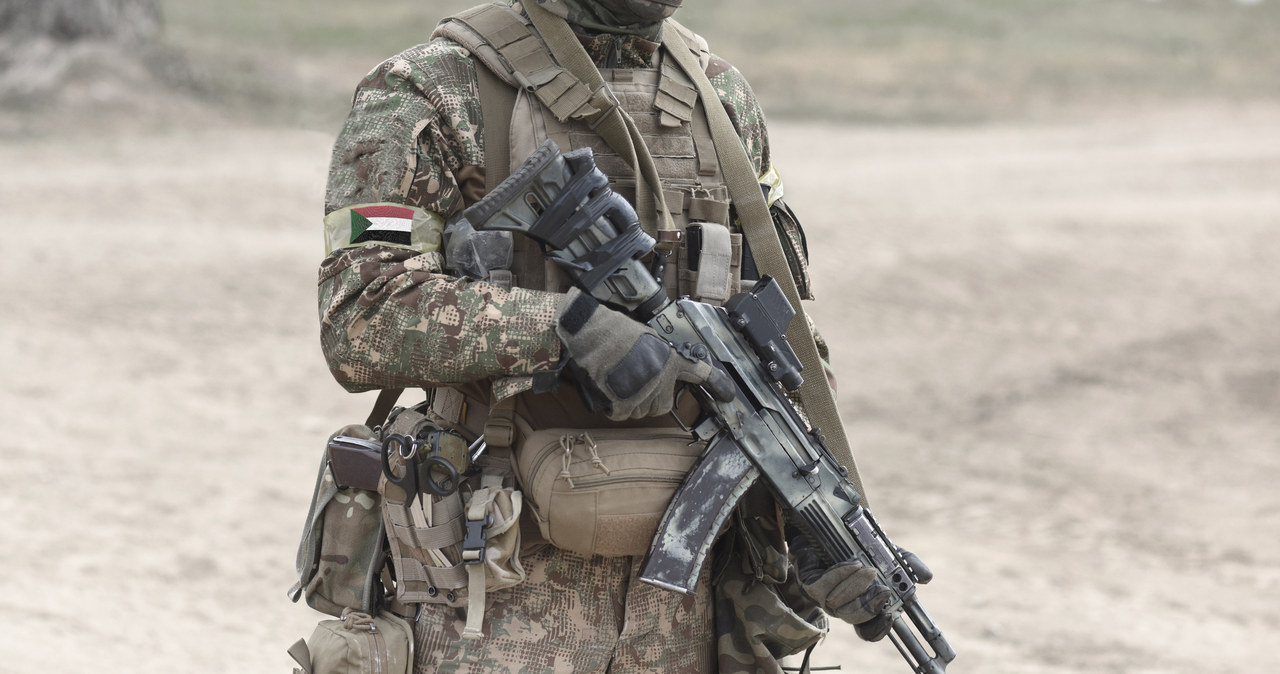 „Bombardowania i walki nie ustają”. Prawie milion osób opuściło Sudan