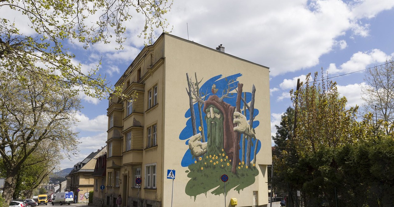 Powstał mural z eko-przesłaniem nawiązujący do wierzeń Słowian
