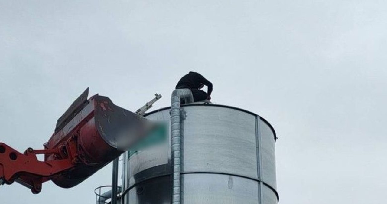 Poszukiwany listem gończym schował się… na silosie