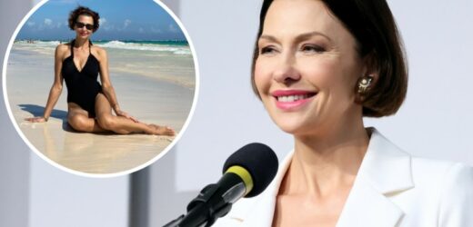 Stroje kąpielowe dla kobiet 50+. Te modele pokochały gwiazdy