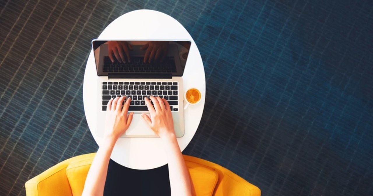 Laptopy dla czwartoklasistów. Ustawa trafi do Senatu