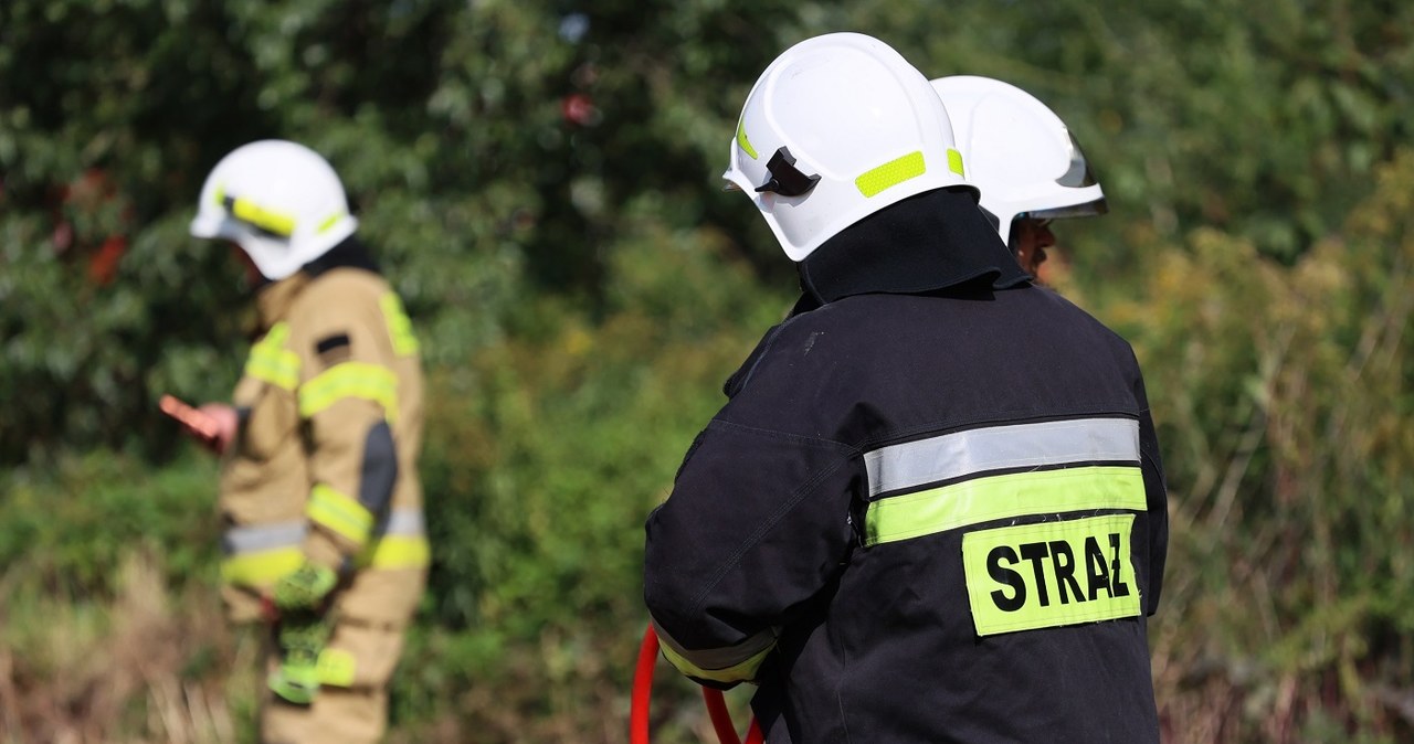 Mężczyzna przysypany ziemią w Jaworznie. Trafił do szpitala