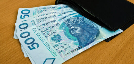 Nawet 1000 zł na wakacje? Wystarczy złożyć w pracy odpowiedni wniosek