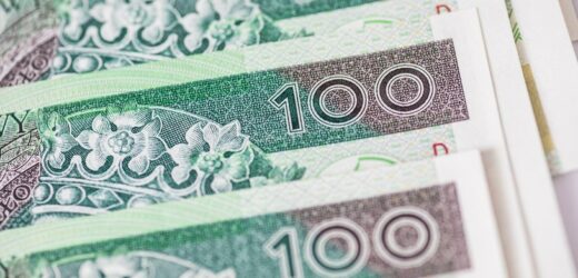 Kolejne 300 plus dla seniora. Kto może złożyć wniosek?