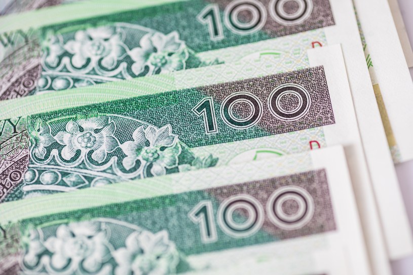 Kolejne 300 plus dla seniora. Kto może złożyć wniosek?