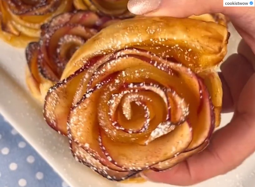 Banalna i szybka w przygotowaniu przekąska. Wygląda, jak przysmak z eleganckiej restauracji