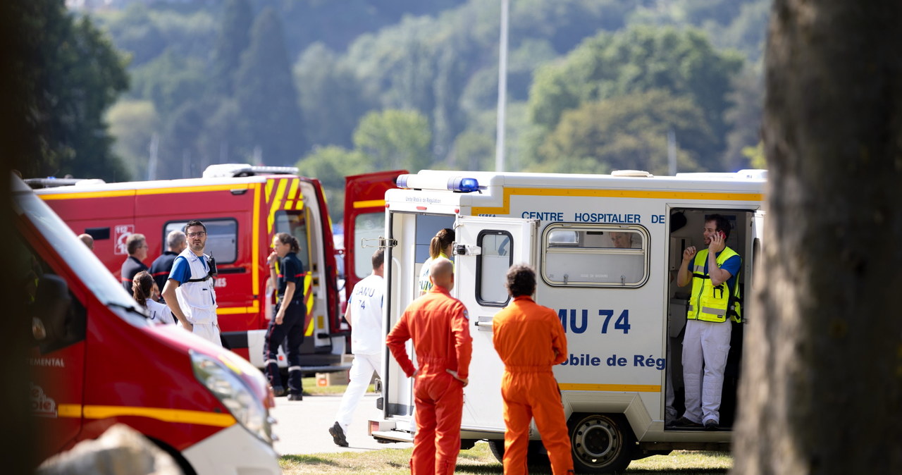 Atak nożownika we Francji. Małe dzieci ciężko ranne
