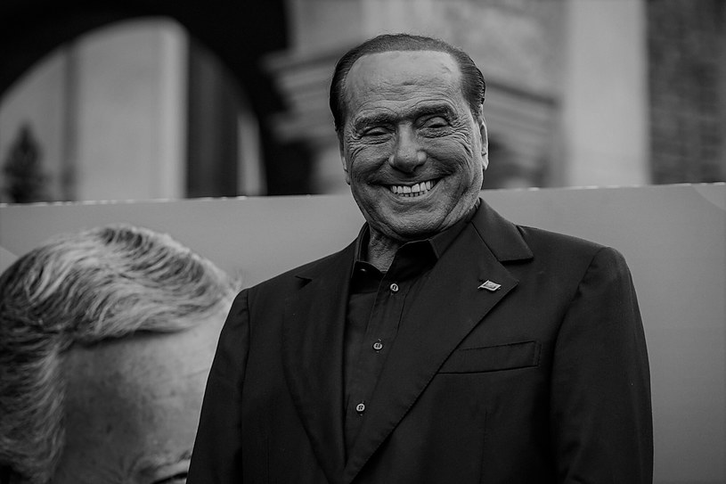 Seksafery, oszustwa podatkowe i przyjaźń z Putinem. Burzliwe życie prywatne Berlusconiego