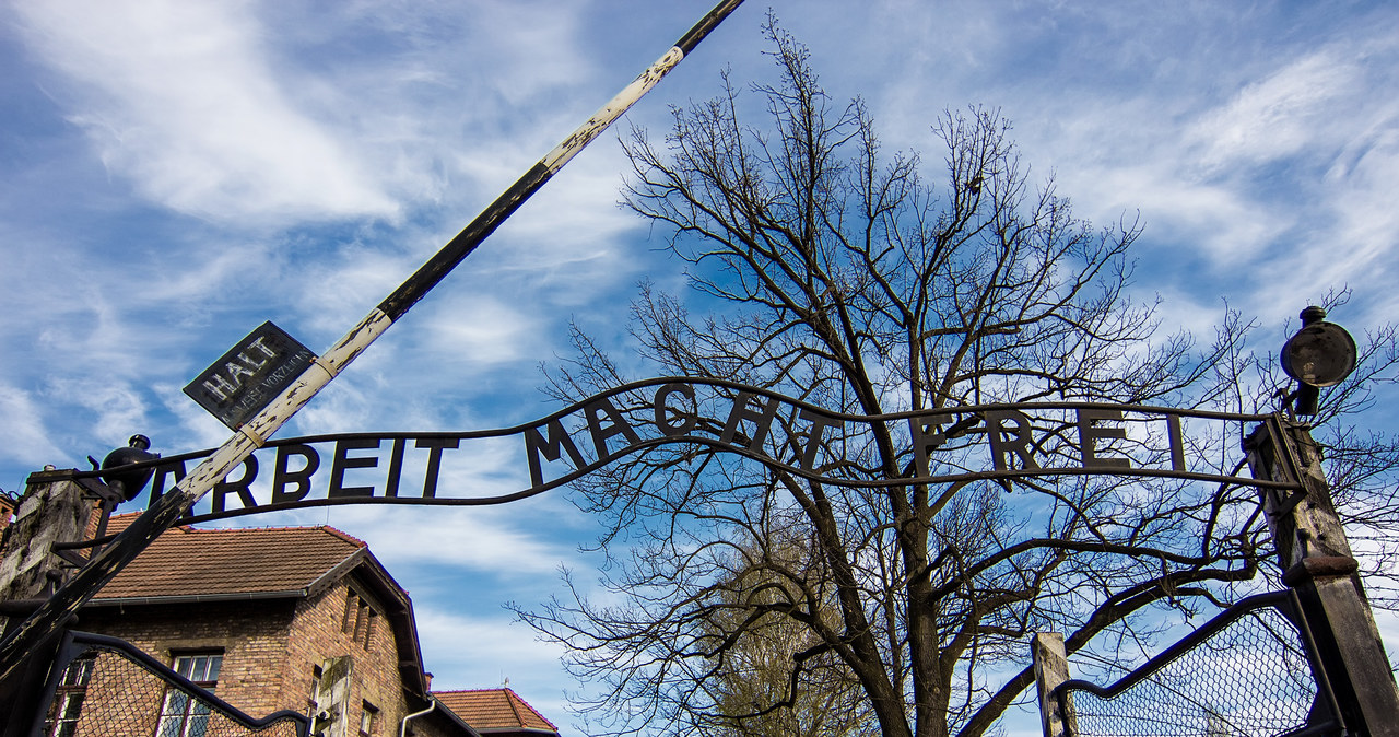 Powstał multibook pomagający podsumować wizytę w Miejscu Pamięci Muzeum Auschwitz