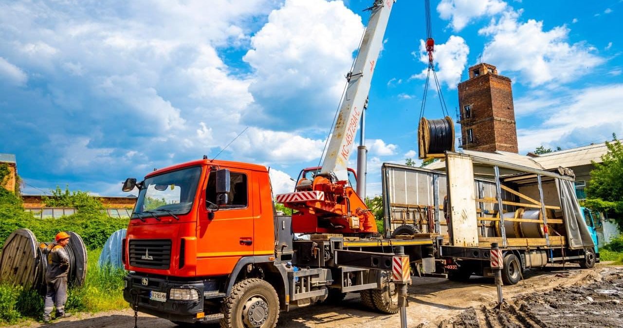 Poznań wysłał do Charkowa 12 ton kabli