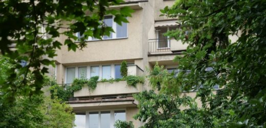 „Niewidoczny” blok w centrum Warszawy. Mieszkali tam tylko wybrańcy