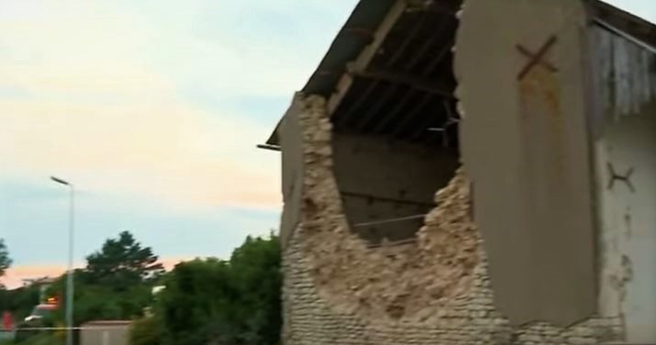 Trzęsienie ziemi we Francji. Nawet 200 mln euro strat