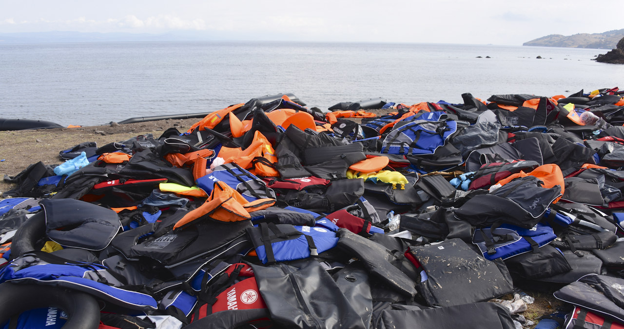 Katastrofa łodzi z migrantami u wybrzeży Grecji. Ponad 80 ofiar