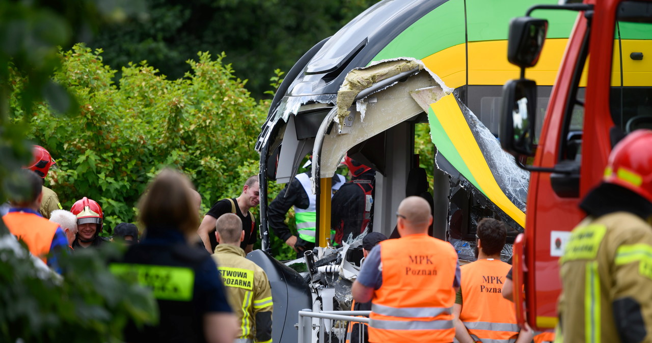 Wiadomo, dlaczego motorniczy wjechał w tramwaj. Prokuratura umarza śledztwo