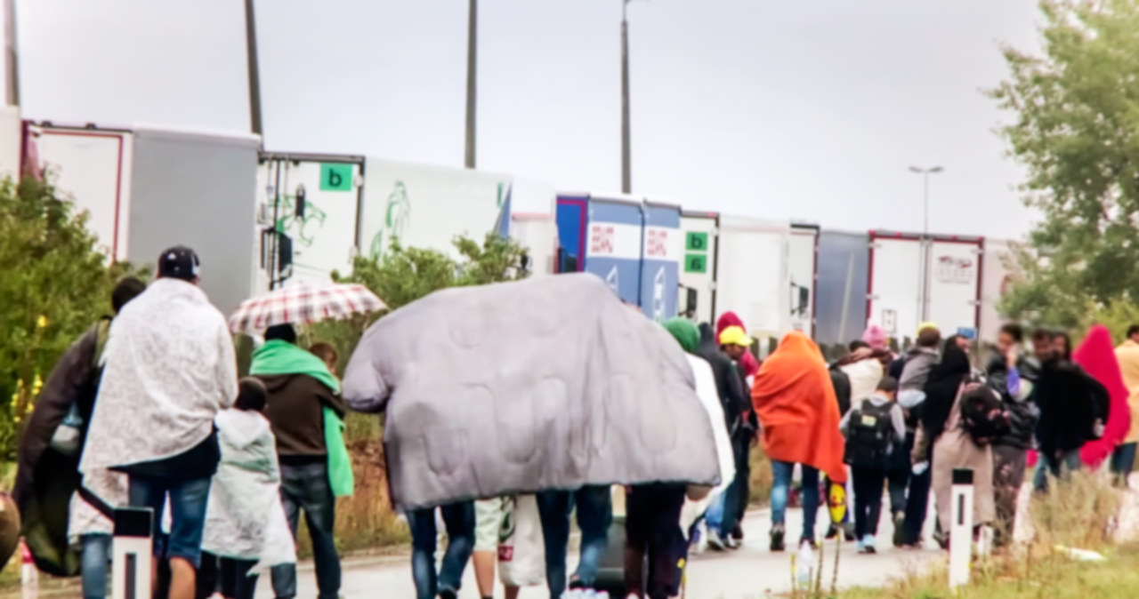 Referendum ws. migrantów. Lider PiS: Trzeba zawrócić UE z samobójczego kursu