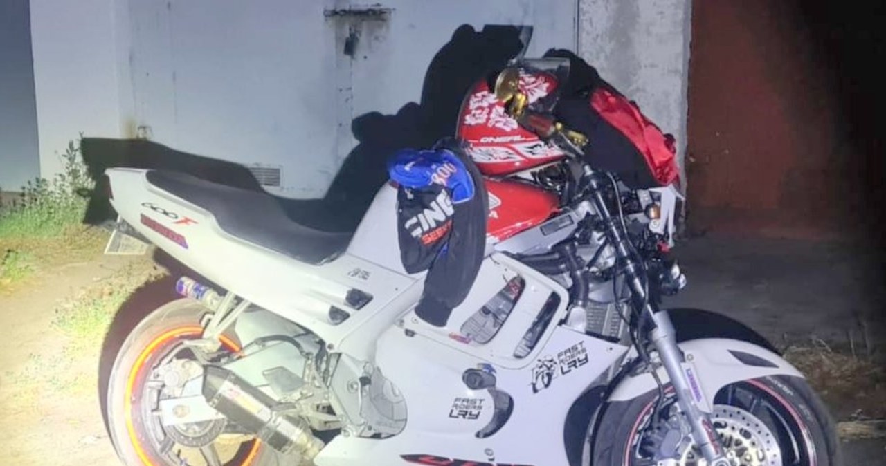18-latek z 15-latką uciekali motocyklem przed policją