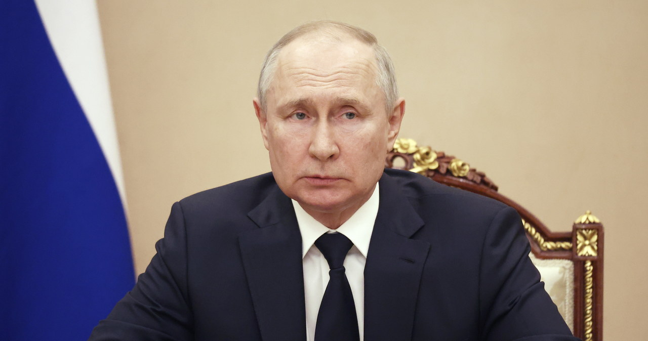Putin do wojskowych: Powstrzymaliście wojnę domową